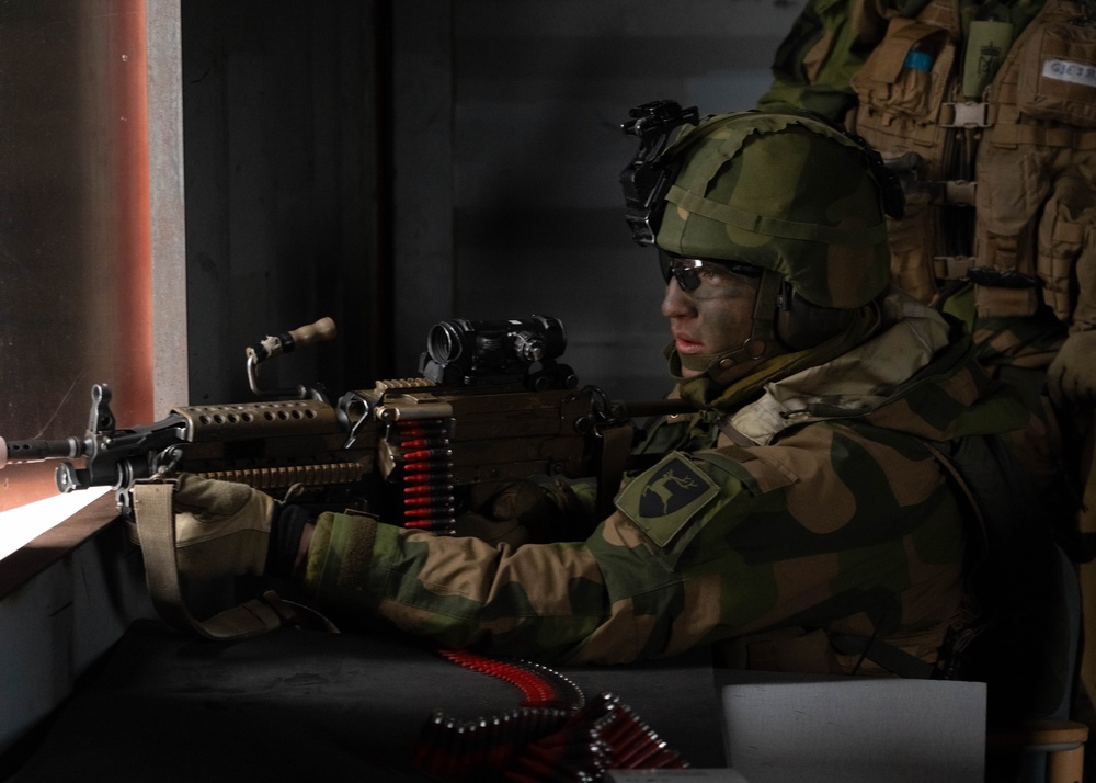 Soldiers conduct force-on-force combat training for Swift Response during DEFENDER 25