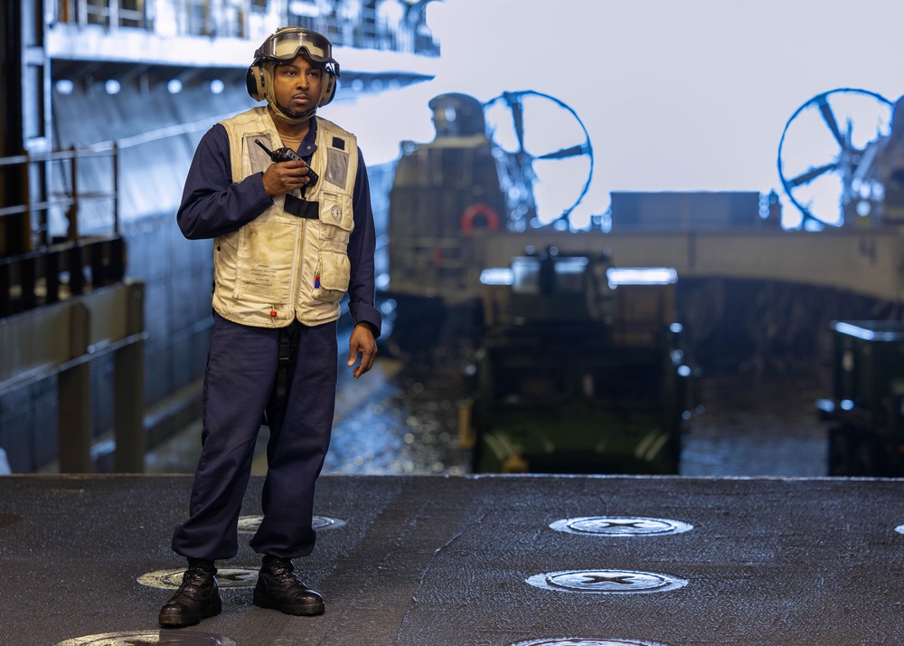 USS Iwo Jima Conducts Well Deck Operations