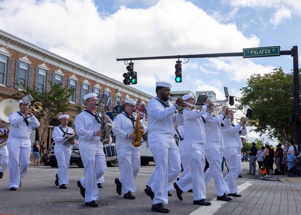 Pensacola Navy Days Celebrates Local Military-Community Partnership