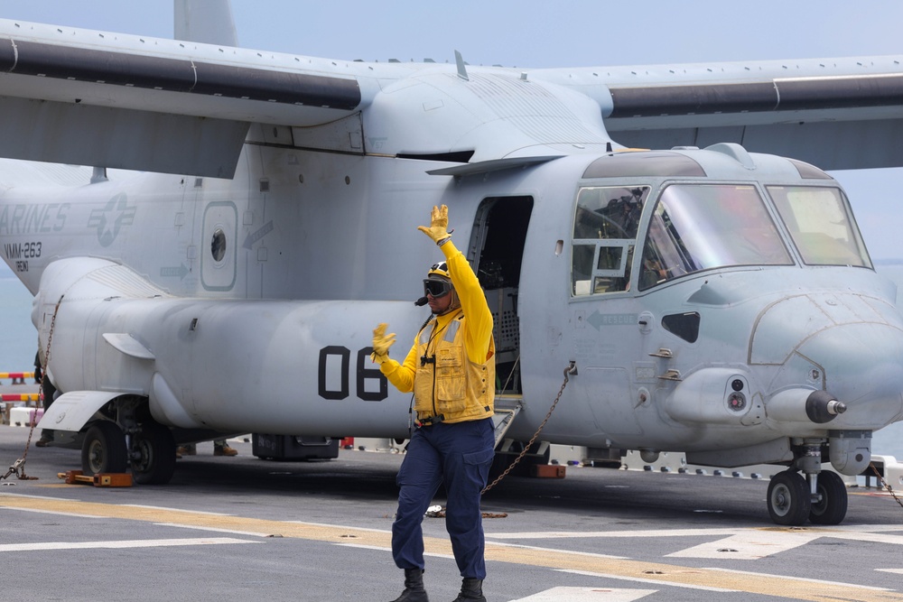 USS Iwo Jima Conducts Flight Operations