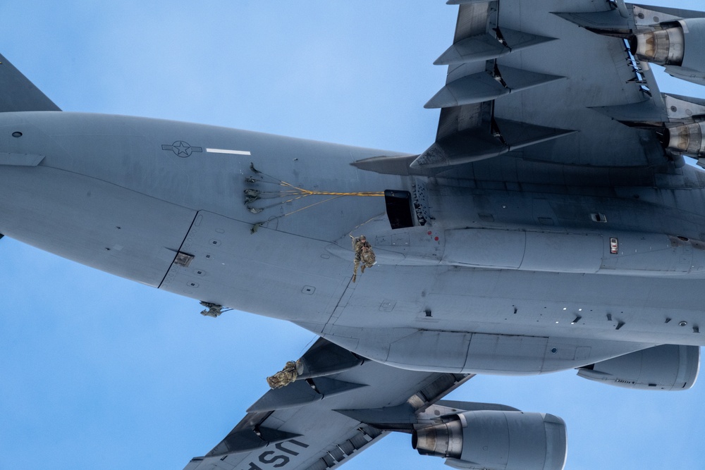82nd Airborne Division conduct an integrated Joint Forcible Entry training exercise for Swift Response 25