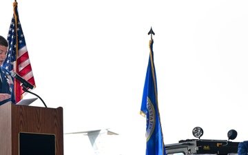 512th Airlift Wing command chief retires