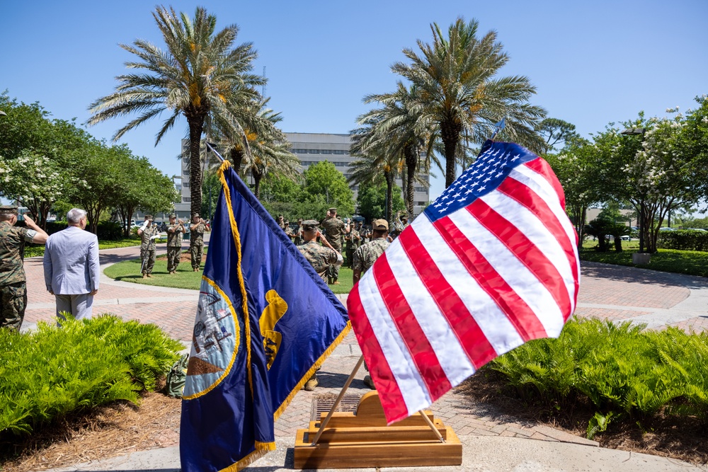 USSOUTHCOM Commander visits MARFORSOUTH