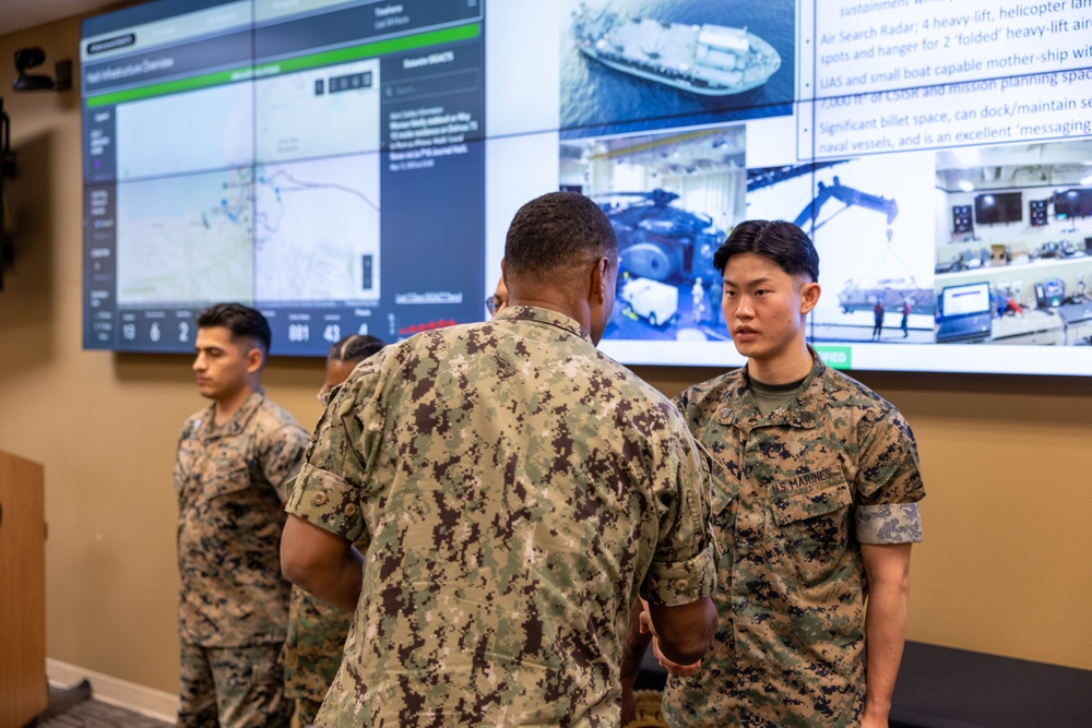 USSOUTHCOM Commander visits MARFORSOUTH