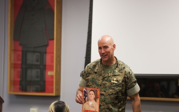 II MEF Senior Leaders Speak with Military Spouses at the Camp Lejeune Leadership Seminar