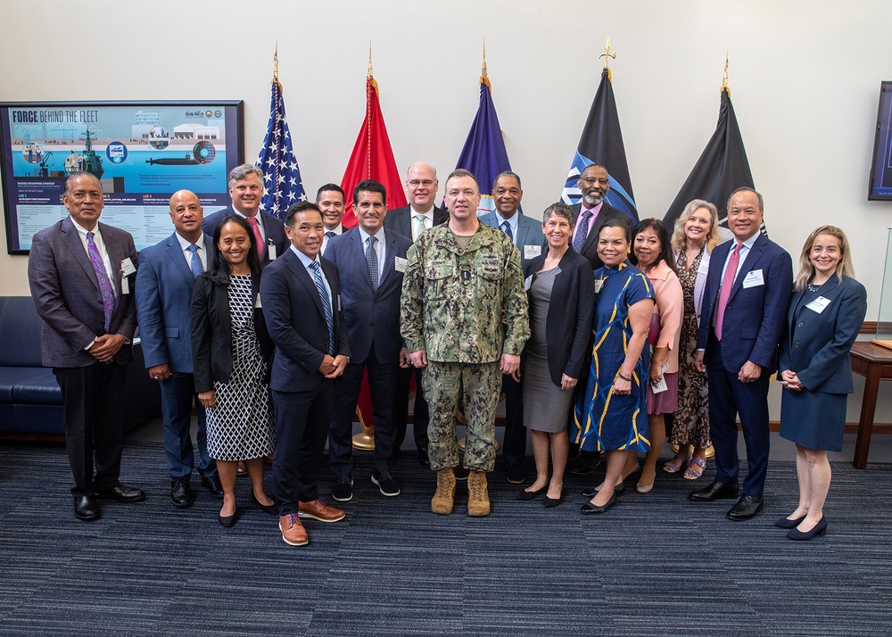 Hawaii Military Affairs Council Visits NAVSEA HQ