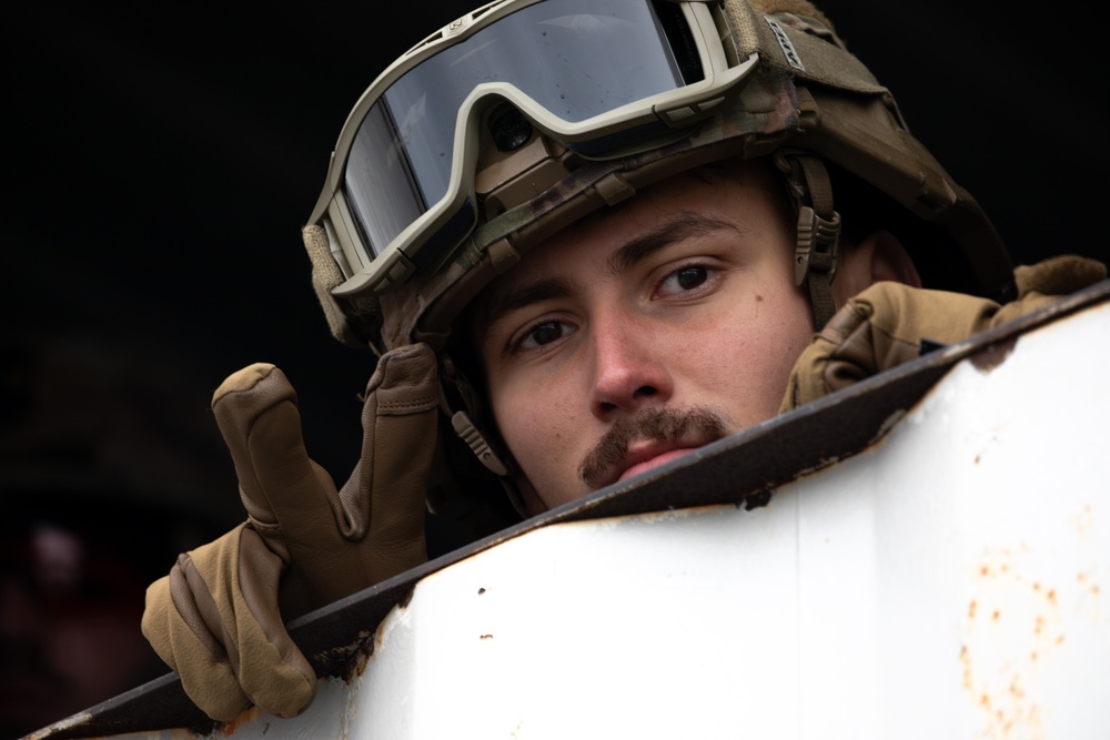 Panther Brigade Soldiers seize the objective from NATO Allies and partners during Swift Response