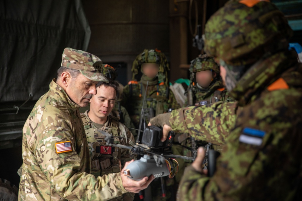General Donahue Visits U.S. Soldiers and Allies During Exercise Hedgehog 25