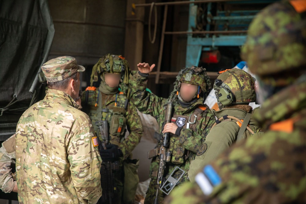 General Donahue Visits U.S. Soldiers and Allies During Exercise Hedgehog 25