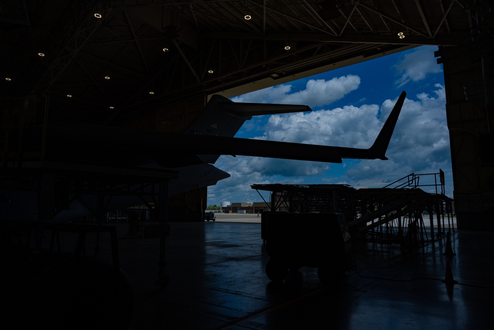 Maintaining the C-17