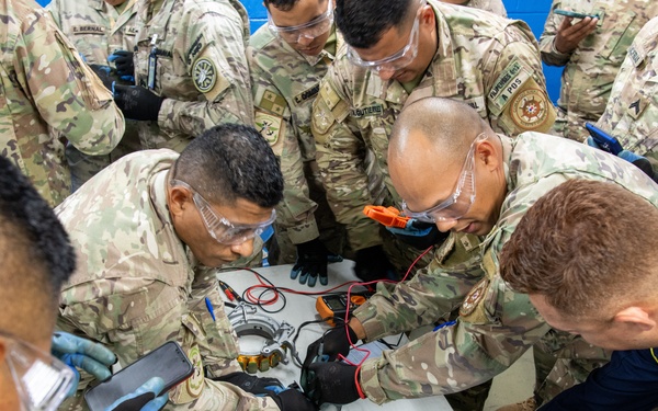 SENAN and Colombian Navy Motor Maintenance