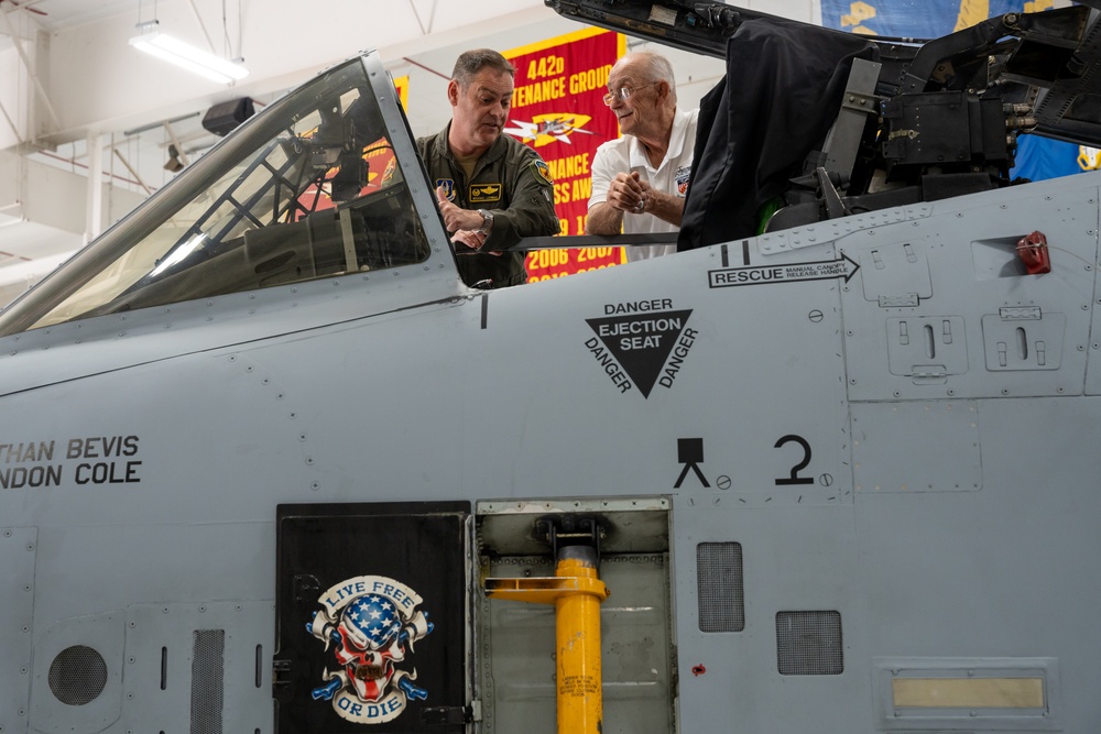 Vietnam War POW delivers empowering message to Team Whiteman