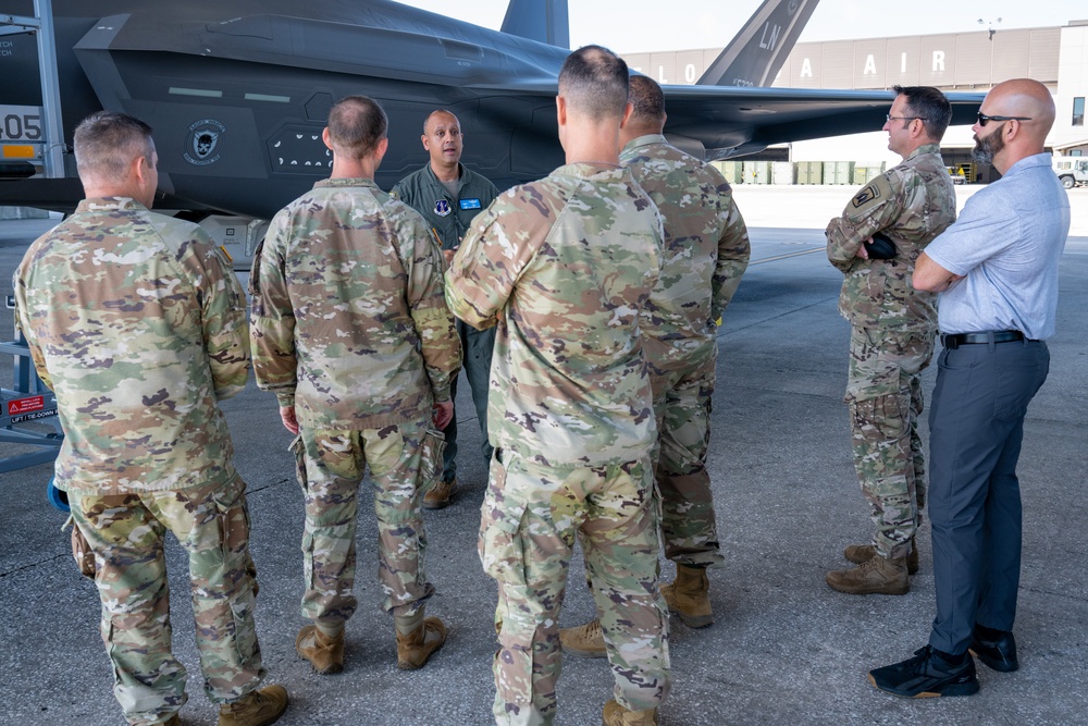 Collaboration in Action: Florida Guard Leaders Strengthen Joint Capabilities