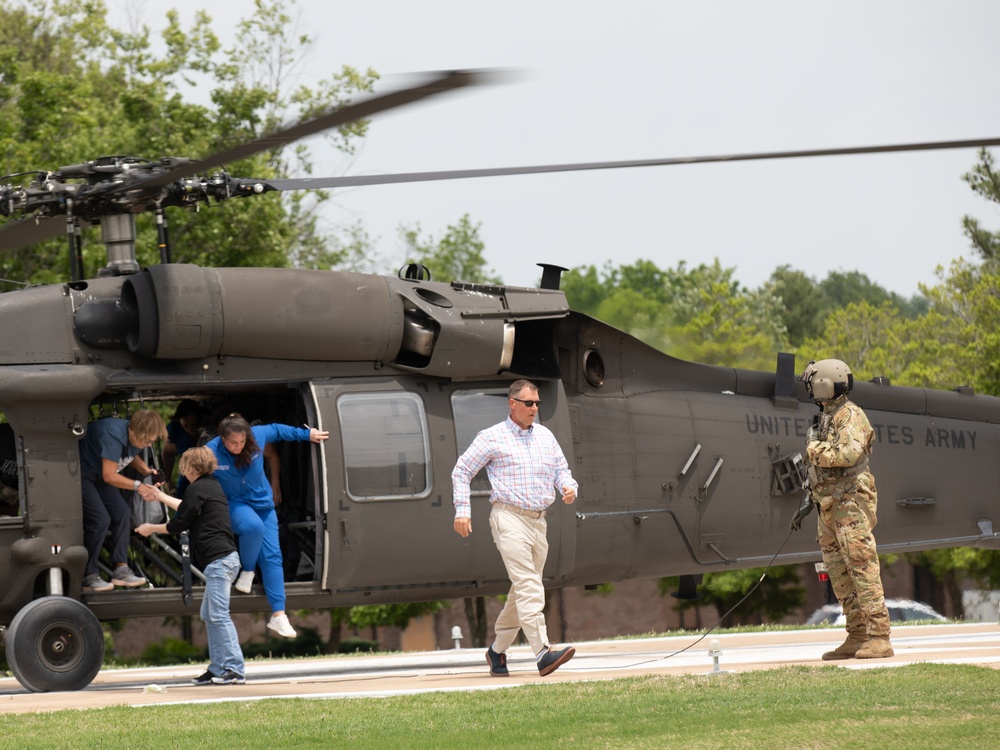 1-230th Assault Helicopter Battalion supports Vigilant Guard