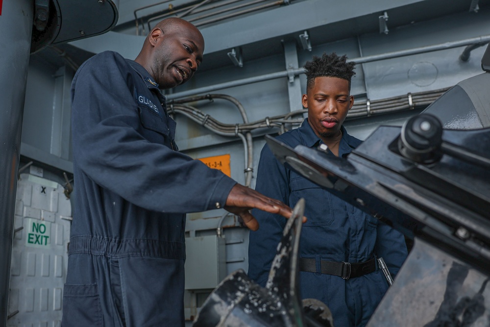 Boat Training on USS Iwo Jima