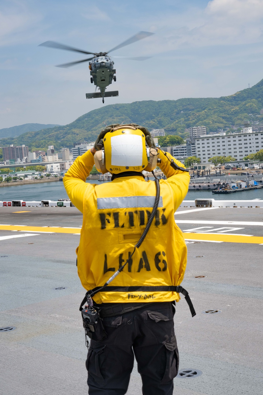 Helicopter Sea Combat Squadron (HSC 25) Embarks USS America (LHA 6)