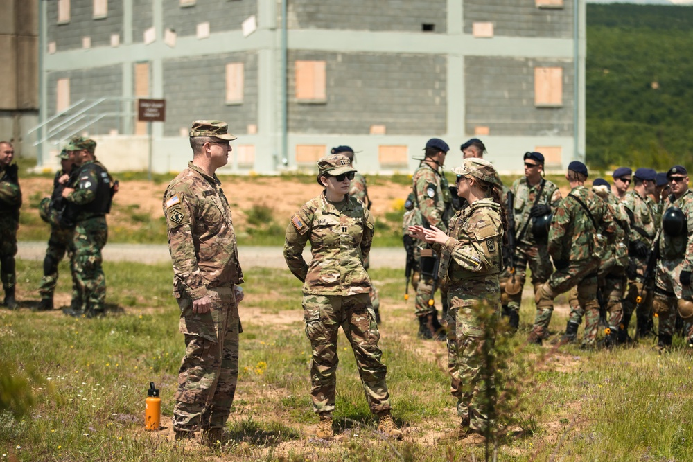 117th MP Battalion Conducts Multinational MEDEVAC Training in Bulgaria