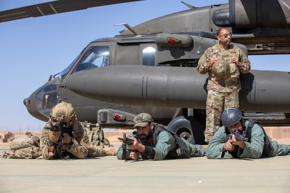 U.S. and Syrian Partners Secure LZ During Coalition Air Assault Drill