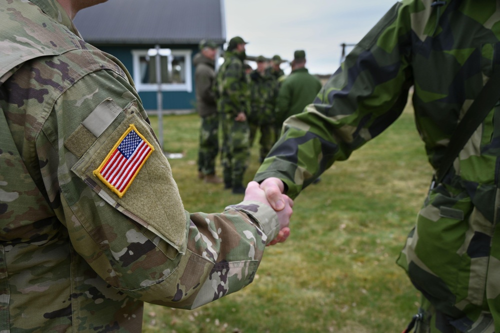 Green Berets work together with Swedish Home Guard