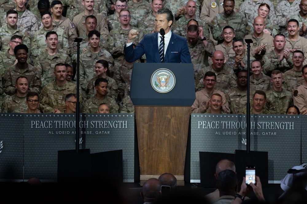 President Trump visits AUAB 2025