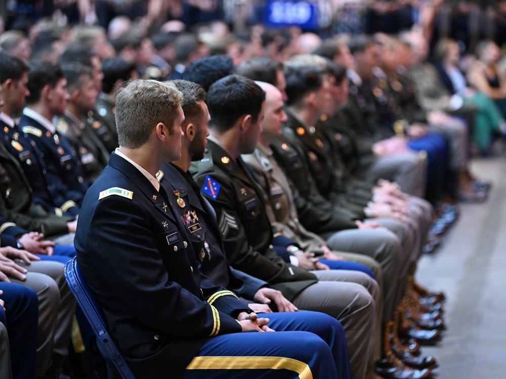 Students Graduate Special Forces Training, Don Green Beret at Regimental First Formation