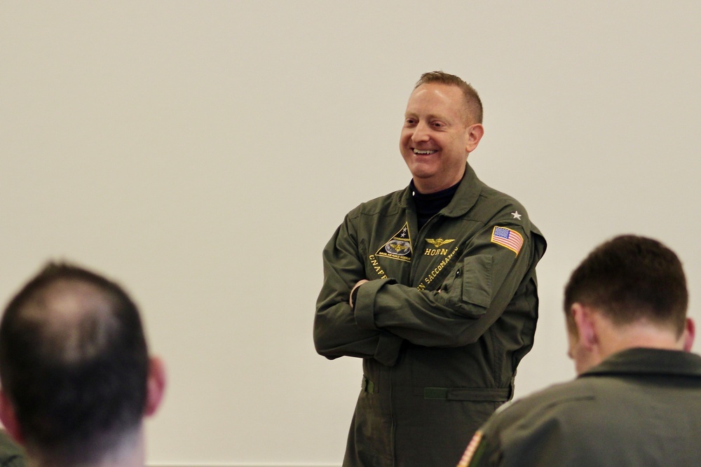 Rear Adm. Saccomando visits U.S. VP Squadrons