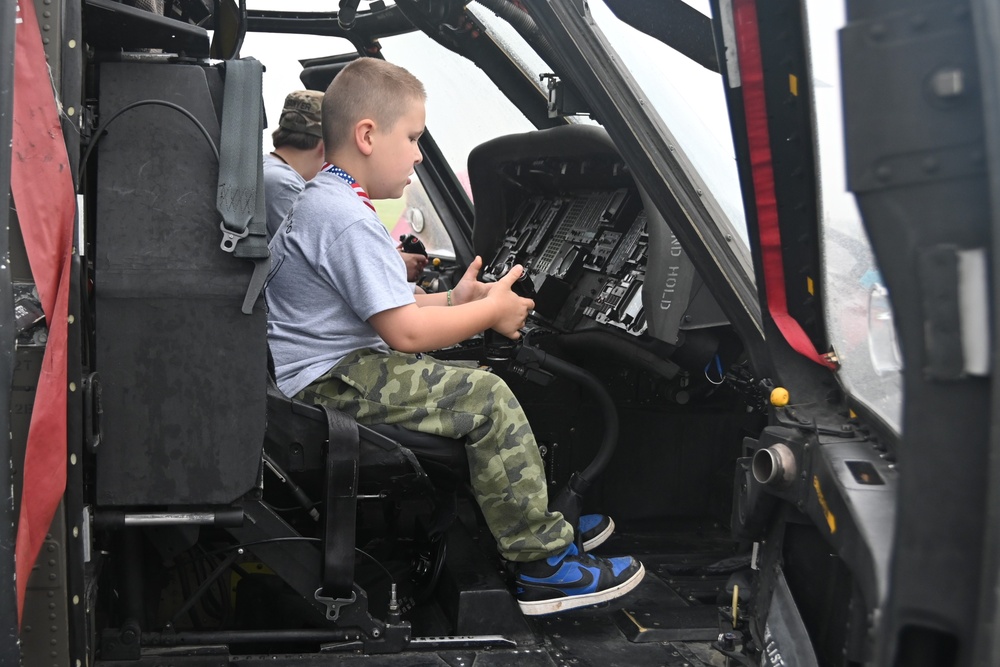 Employees’ kids tour Fort Indiantown Gap