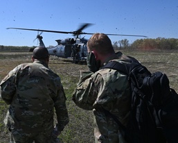 Maryland Air Guard conducts A-10 CSAR training in Wisconsin