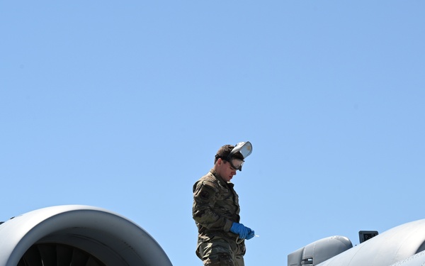 Maryland Air Guard conducts A-10 CSAR training in Wisconsin