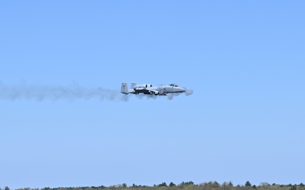 Maryland Air Guard conducts A-10 CSAR training in Wisconsin