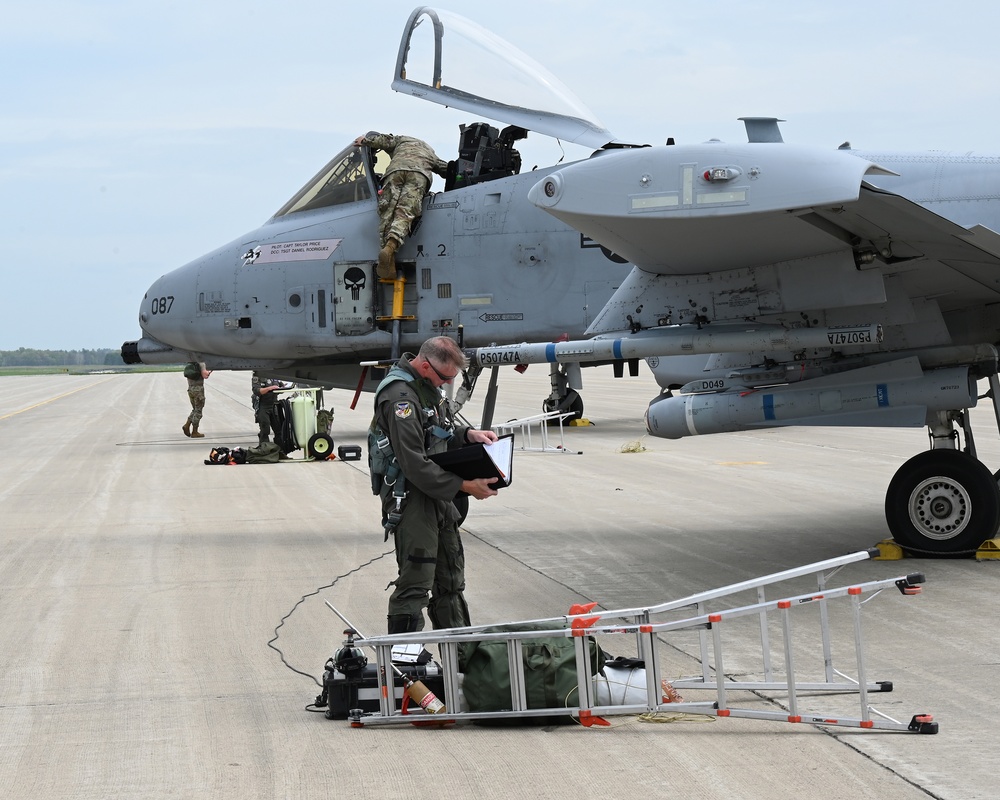 Maryland Air Guard conducts A-10 CSAR training in Wisconsin