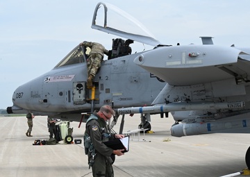 Maryland Air Guard conducts A-10 CSAR training in Wisconsin