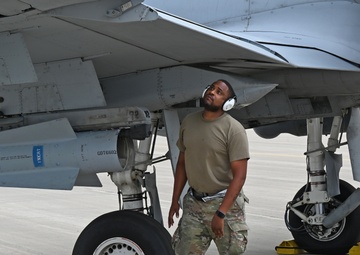 Maryland Air Guard conducts A-10 CSAR training in Wisconsin