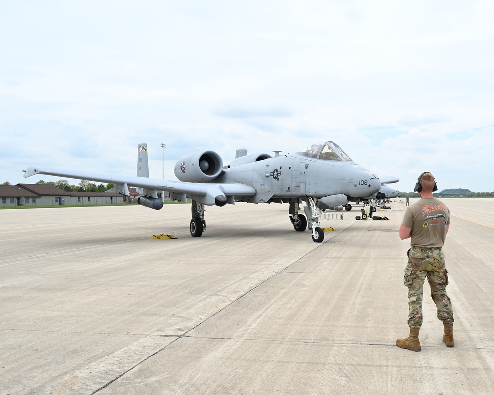 Maryland Air Guard conducts A-10 CSAR training in Wisconsin