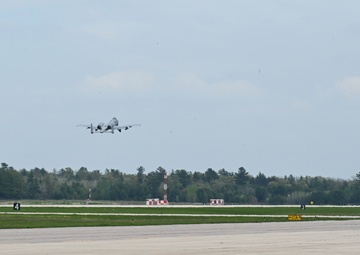 Maryland Air Guard conducts A-10 CSAR training in Wisconsin