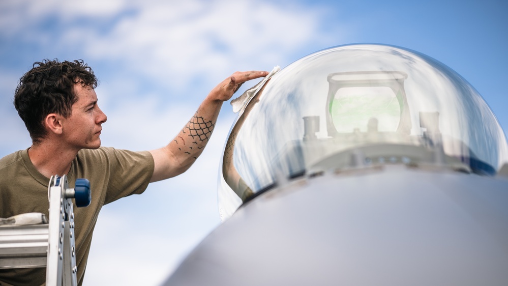 Fourth, Fifth-generation aircraft showcase airpower during CKF 25-2
