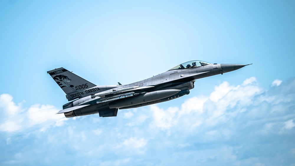 Fourth, Fifth-generation aircraft showcase airpower during CKF 25-2