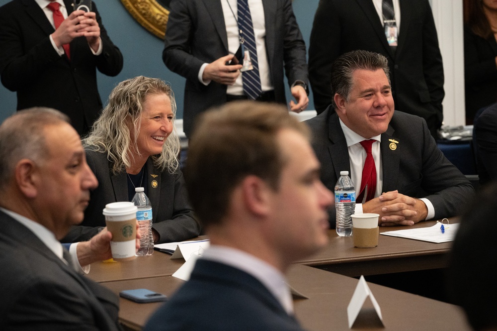 MCPON Honea participates in Navy-Marine Corps Caucus Social