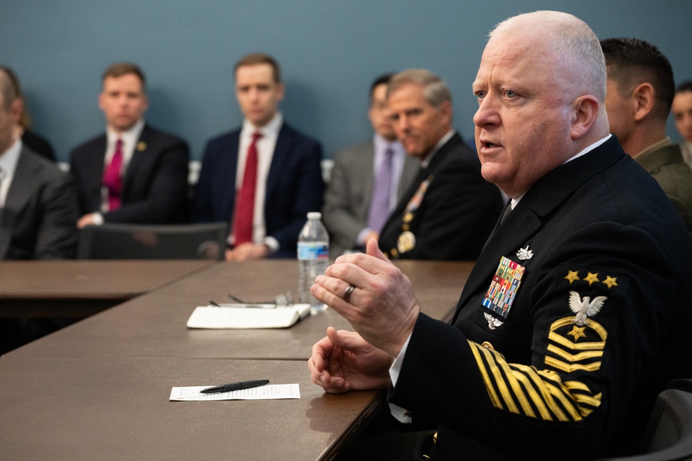 MCPON Honea participates in Navy-Marine Corps Caucus Social