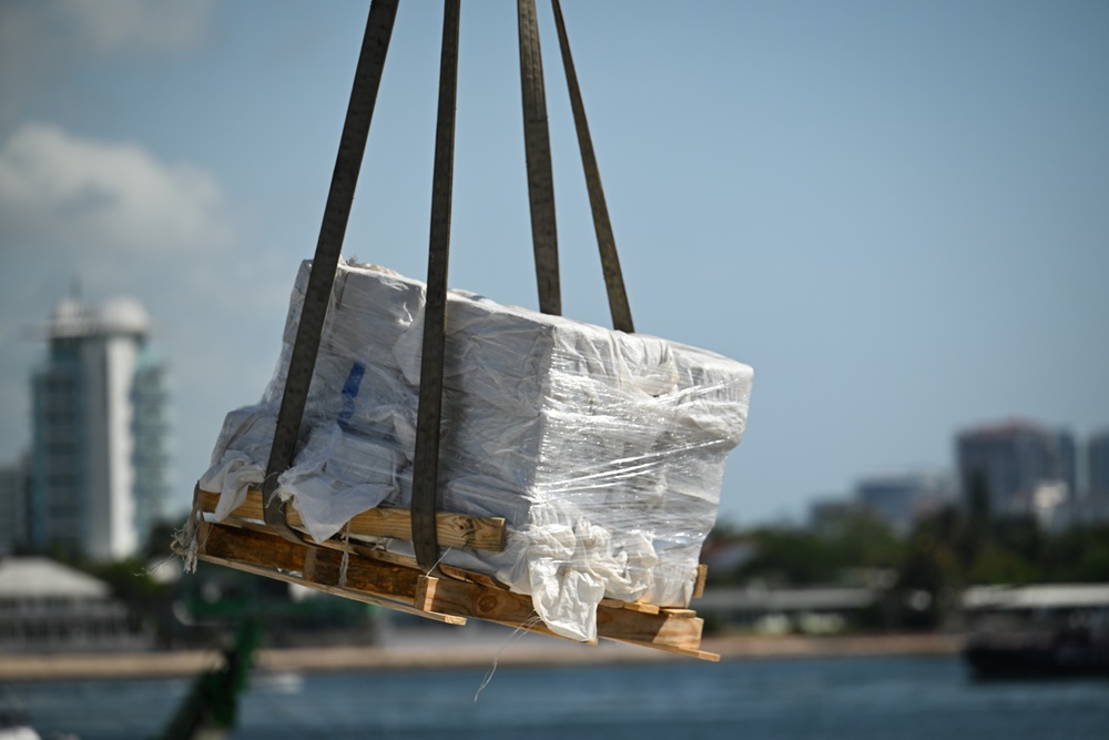 Coast Guard Cutter Calhoun offloads more than $140.9 million in illegal narcotics at Port Everglades