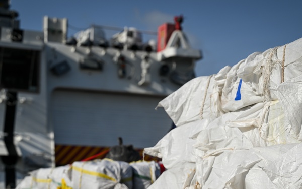 Coast Guard Cutter Calhoun offloads more than $140.9 million in illegal narcotics at Port Everglades