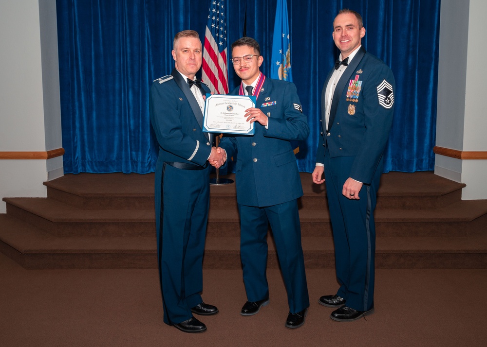 Class 25-Delta Graduates ALS