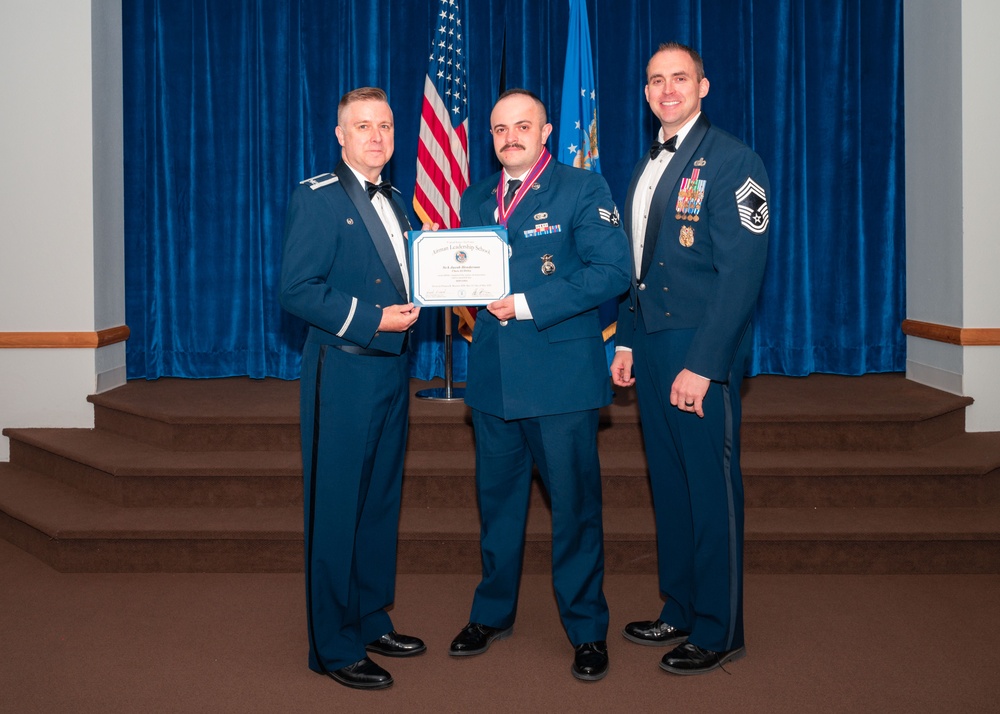 Class 25-Delta Graduates ALS