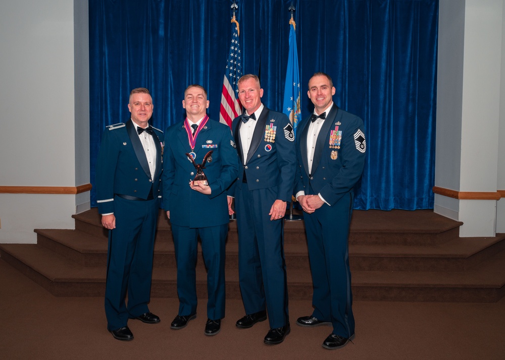Class 25-Delta Graduates ALS