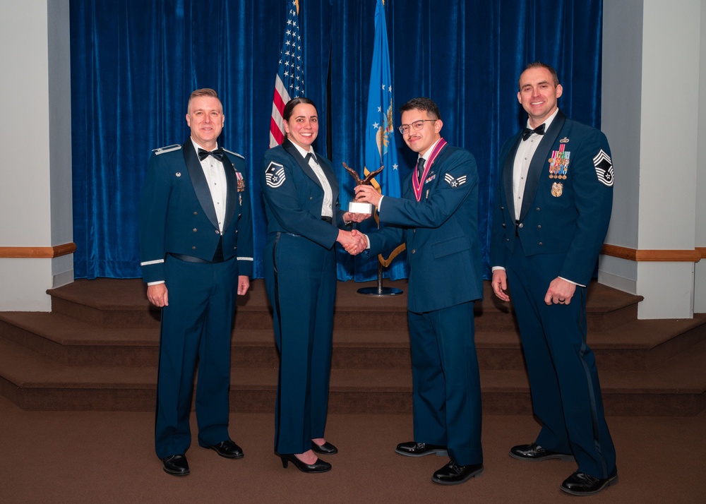 Class 25-Delta Graduates ALS