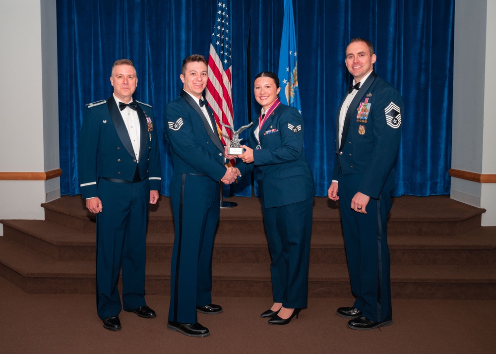 Class 25-Delta Graduates ALS