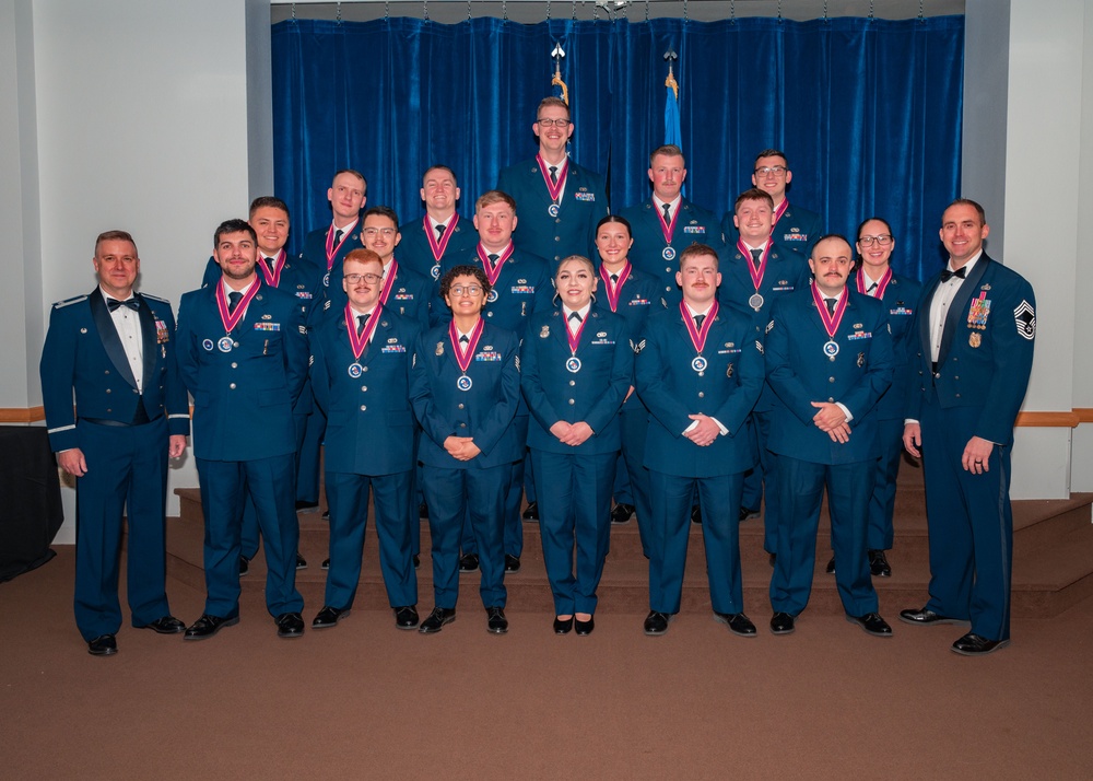 Class 25-Delta Graduates ALS