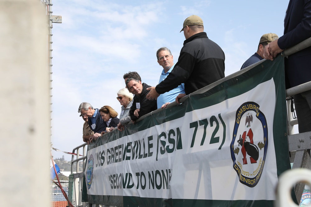Coronado Mayor Visits USS Greeneville