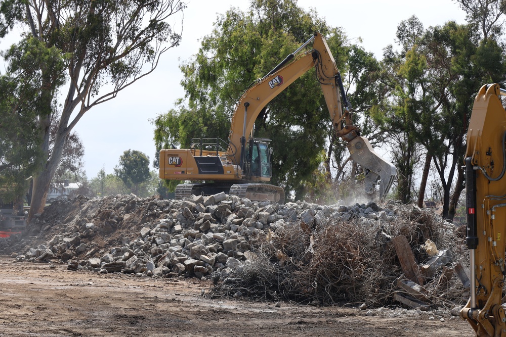 Temporary Debris Staging and Reduction Area at Will Rogers Sate Park