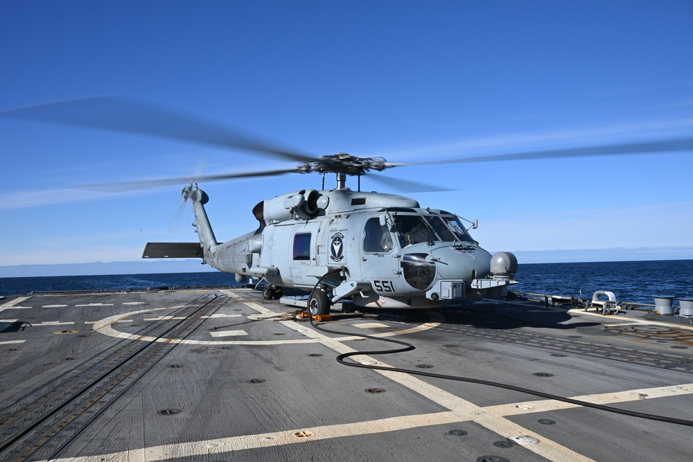 USS Thomas Hudner (DDG 116) Participates in Formidable Shield